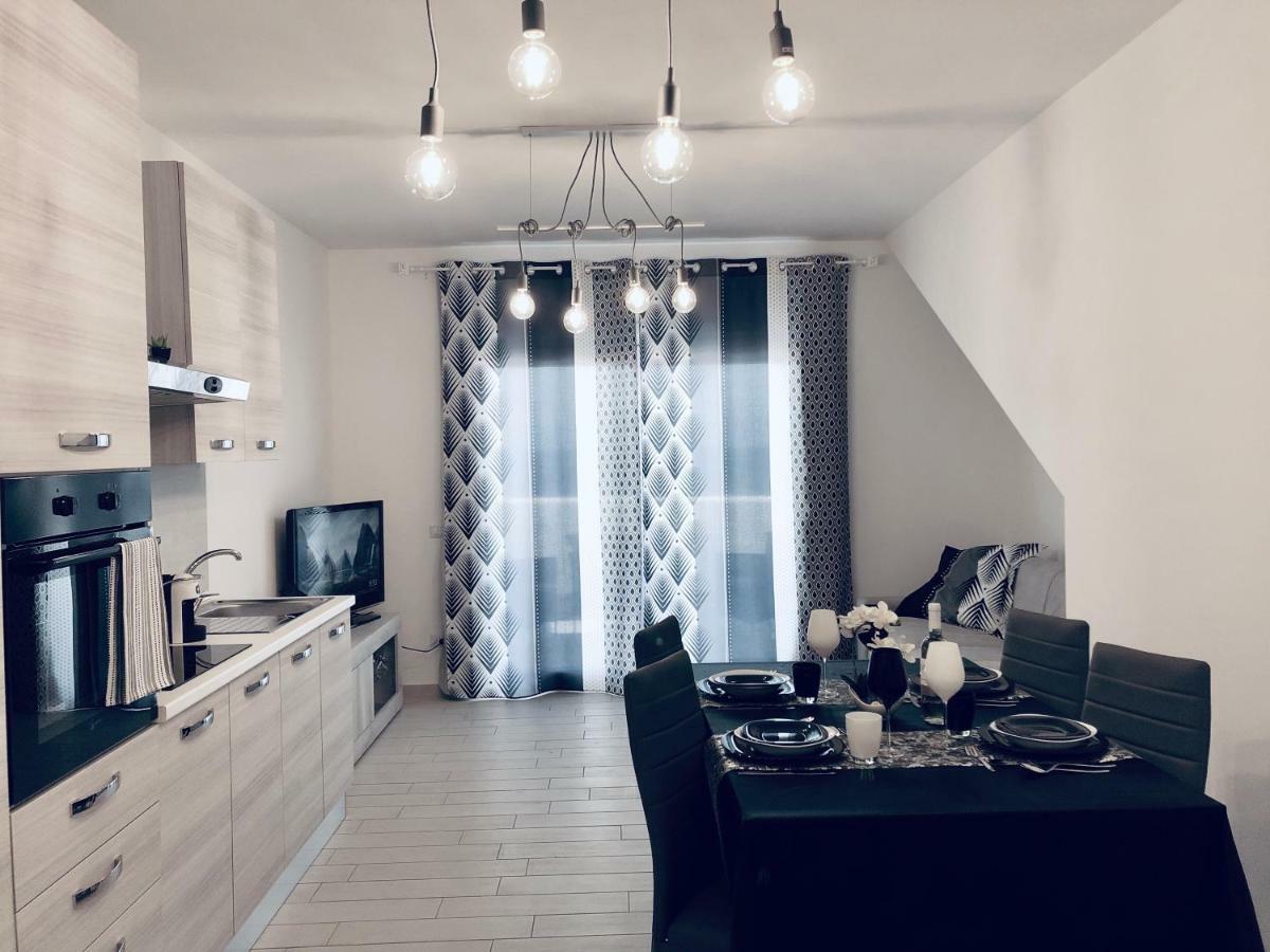 Apartamento Il Tramonto Luxury House Valledoria  Exterior foto